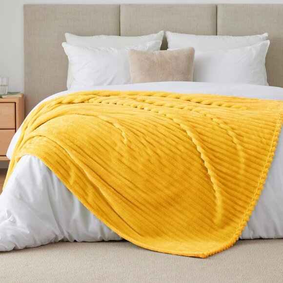 Super Soft Fall Throw Blanket Orange 50"x60" - Picture 3 of 6